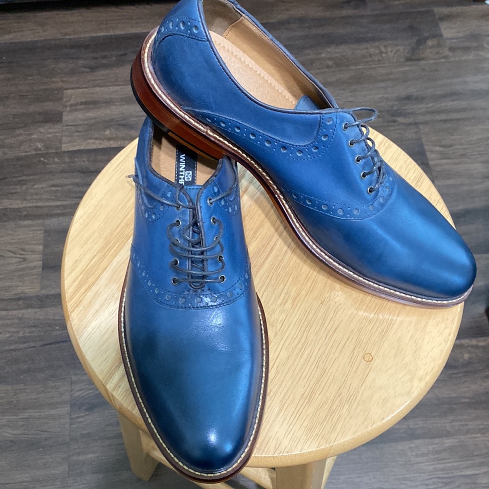 Men dress casual wingtip, navy blue lace up shoes - Picture 3 of 4